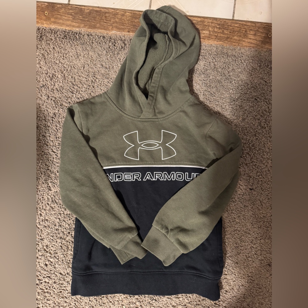 NWOT Boys Under Armour Olive Green Hoodie